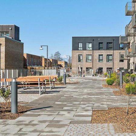 Ny Bolig I Gronne Omgivelser. Apartamento Rodovre Exterior foto