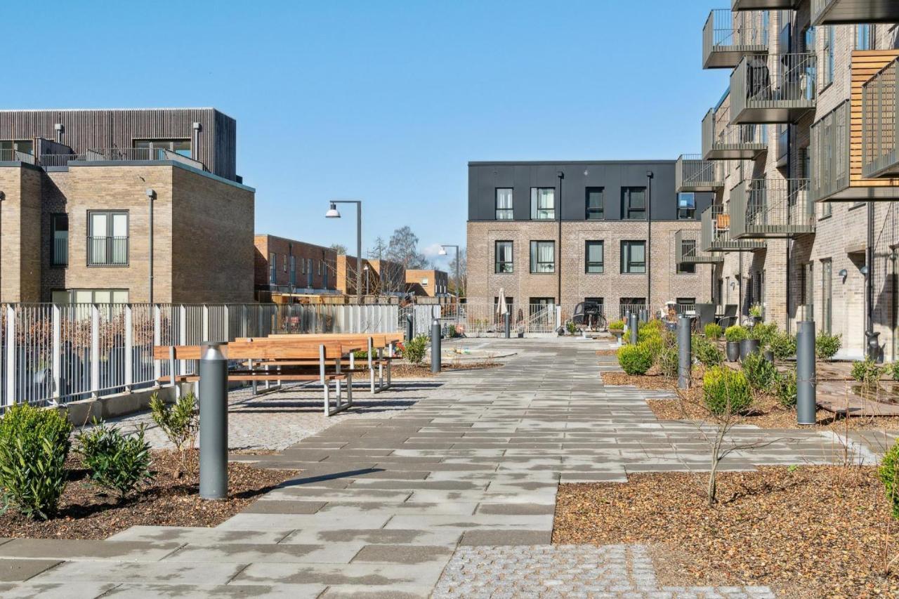 Ny Bolig I Gronne Omgivelser. Apartamento Rodovre Exterior foto